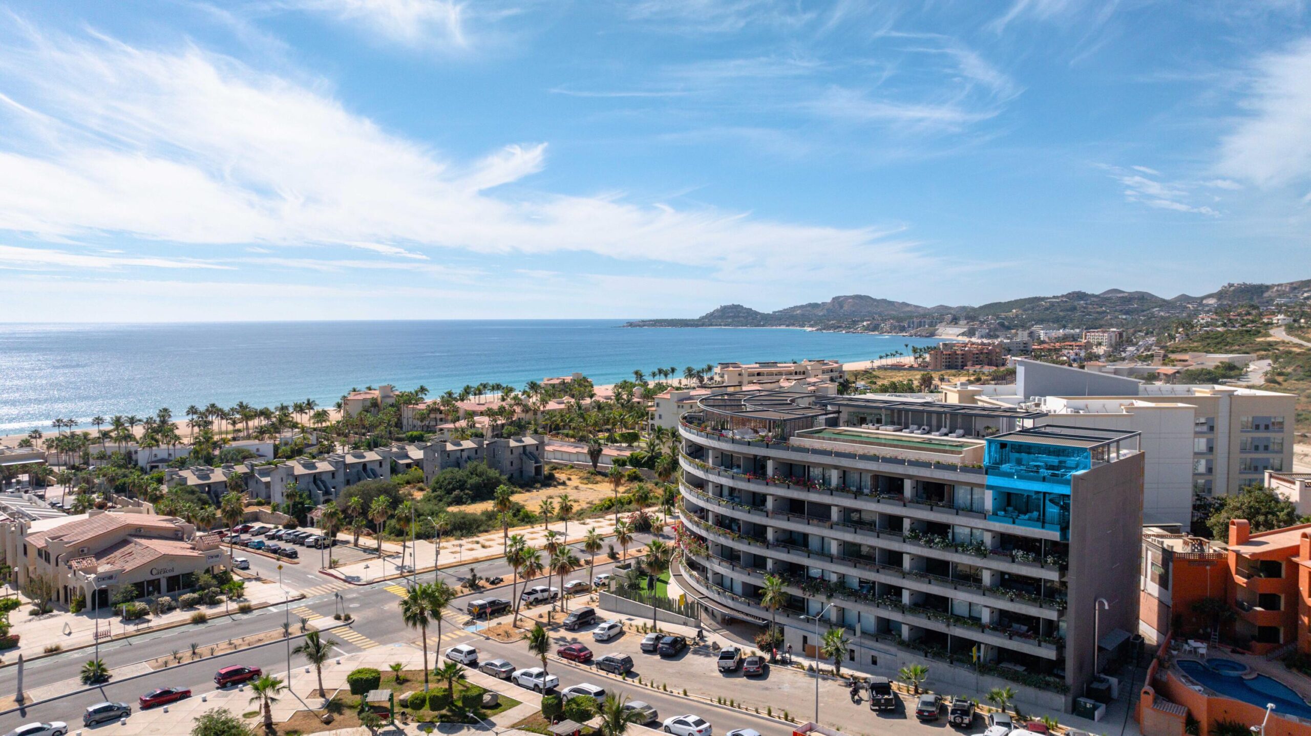 Los Cabos Ladera Phase 1 LADERA, a private community located in the highly desirable Golden Zone of San José del Cabo, an area known for its strong appreciation and excellent quality of life.This first-level condo offers a contemporary and highly functional design created by the renowned architectural firm Landa Arquitectos. The residence features two bedrooms and two full bathrooms with a well-planned layout that maximizes comfort and usability.The condo includes stainless steel appliances, a laundry center, inverter air conditioning units in every room, and blinds on all windows. Additional features include two designated underground parking spaces, elevator access, and a beautiful ocean for sale