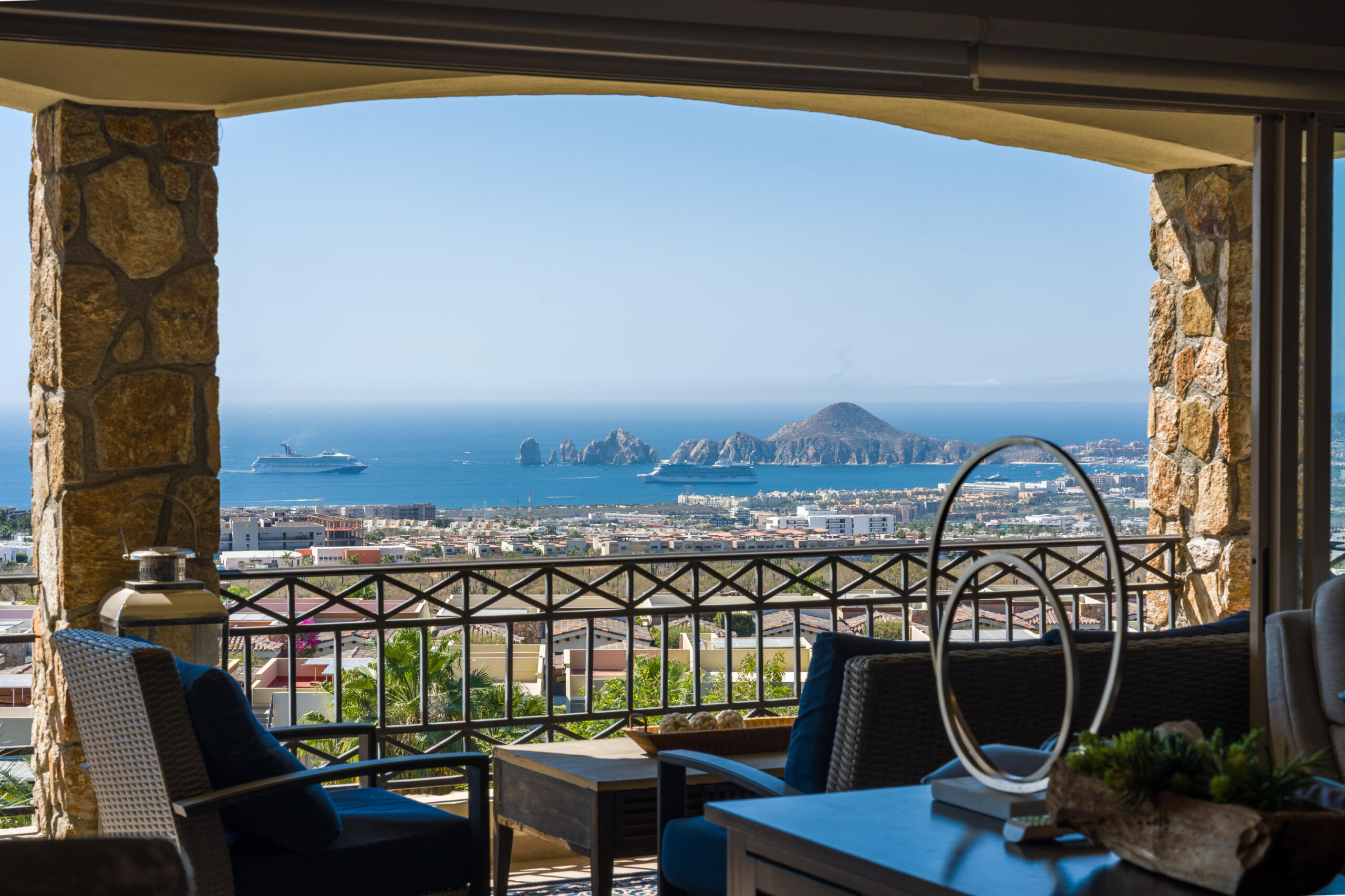 Los Cabos Cabo Peninsula Residences Experience elevated coastal living in this beautifully upgraded 2-bedroom, 2-bath condo overlooking the Pacific and Quivira. Ideally located at the gate to Quivira Resort, this turnkey residence offers access to world-class amenities while maintaining privacy and tranquility. With over for sale