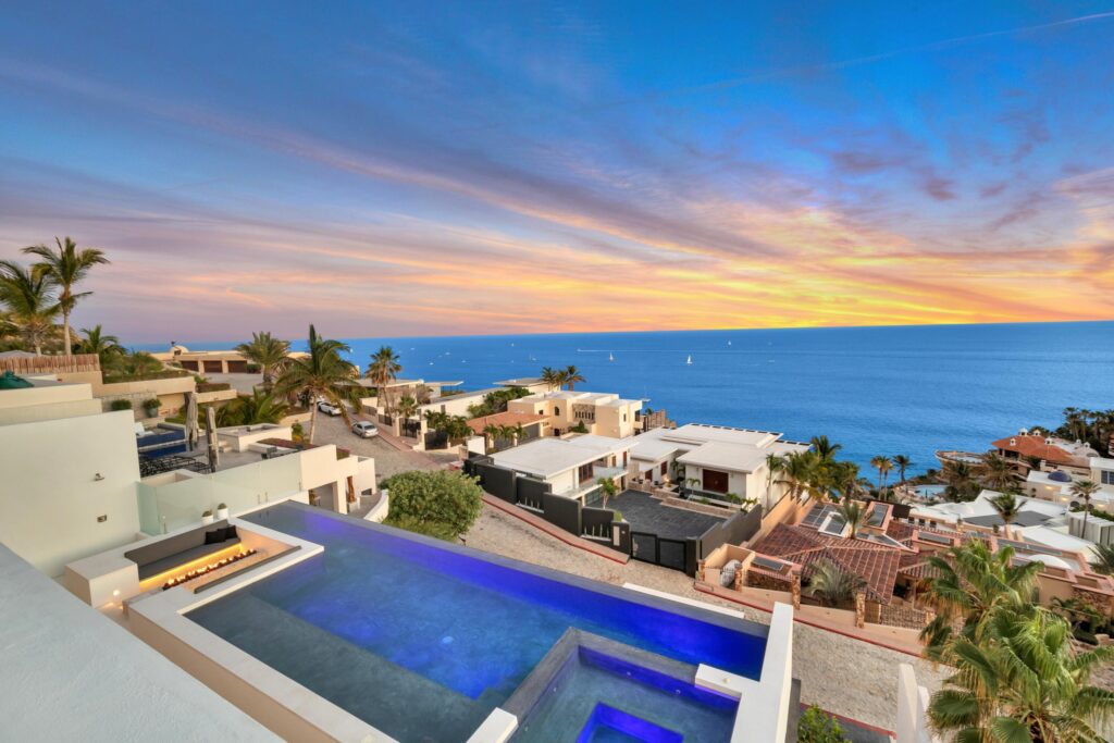 Los Cabos Pedregal Csl Welcome to your cozy piece of paradise in the heart of Pedregal! This lovely 4-bedroom, 3-bathroom home is full of classic Mexican charm. Beautifully maintained, the house has a warm, cheerful energy that makes you feel right at home the moment you walk through the door.Enjoy relaxing afternoons and stunning Marina for sale