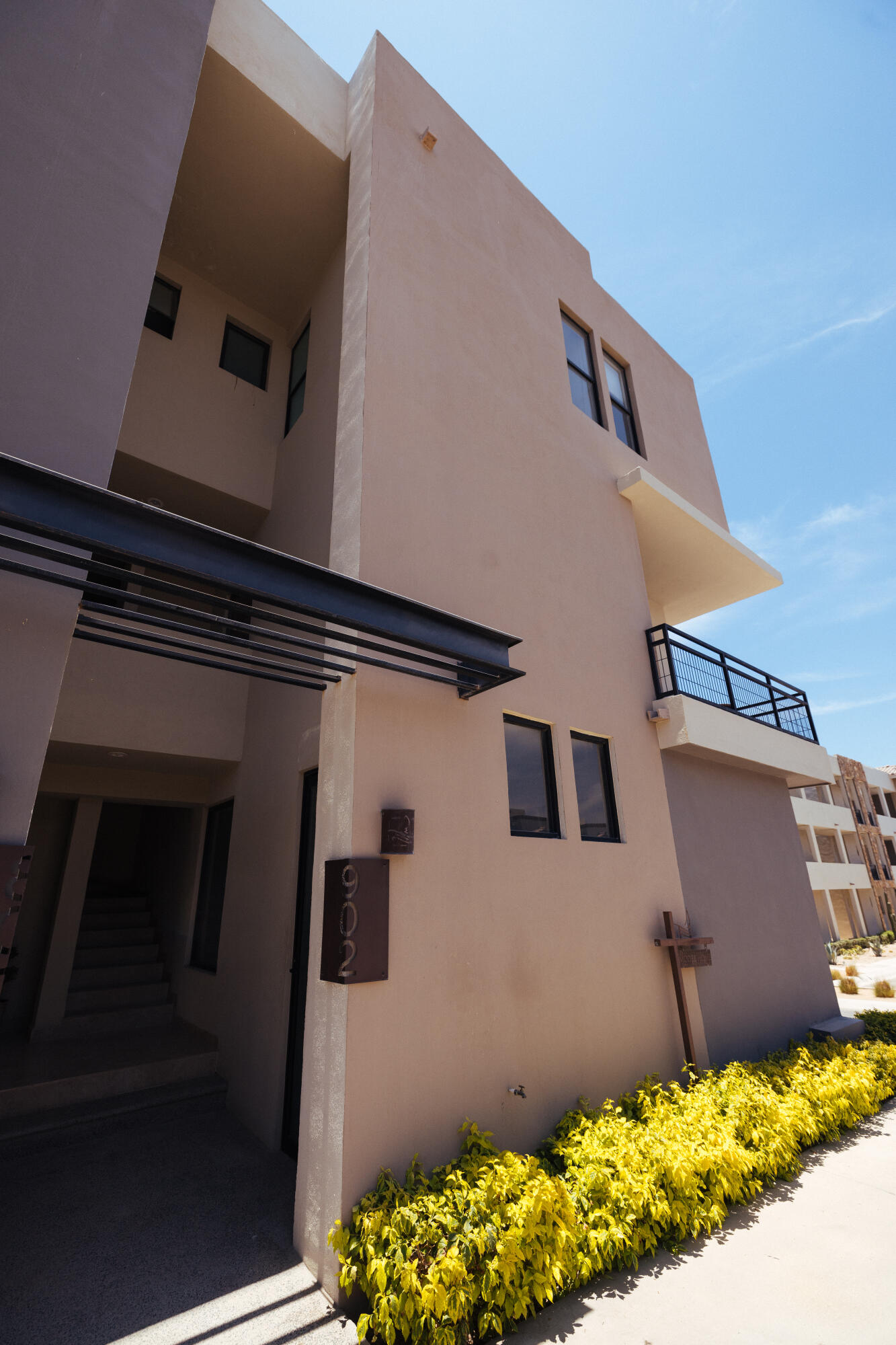 Camino Del Mar, Cabo Corridor, BS