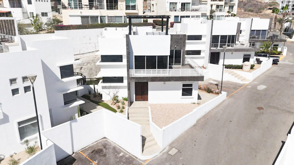 Los Cabos San Charbel Welcome to this dream residence located in an exclusive private development with breathtaking for sale