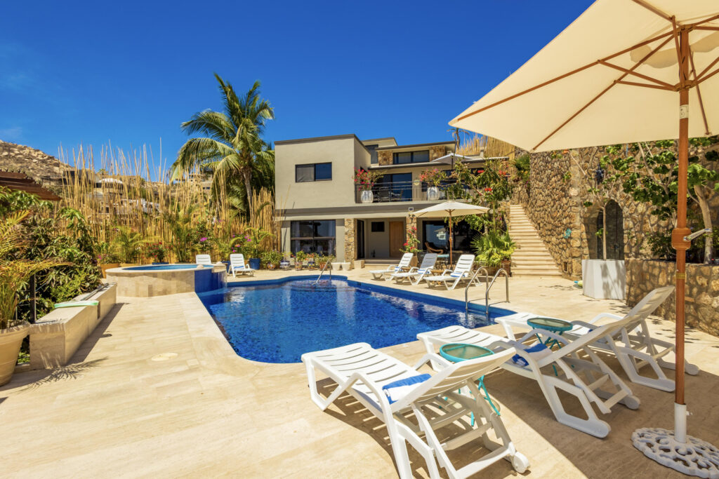 Los Cabos Pedregal Csl Casa LA PIÑATA A luxury villa located in the exclusive Pedregal Cabo San Lucas. Perfect as a private residence or a high-end vacation rental, this villa offers an exceptional combination of comfort, style, privacy, and location.The villa features 8 bedrooms including a service room (as an independent apartment suite), 8.5 bathrooms, and 13 beds.Fully furnished and equipped with top-quality finishes, providing a turnkey experience.Every detail has been thoughtfully crafted to create an exceptional space for family gatherings and entertaining. The expansive terrace includes a great swimming pool, 2 jacuzzi, bar, 2 BBQ station, 2 fire pits, and multiple lounge areas, to enjoy the very best of Cabo living The interiors feature cozy and elegant living spaces, including a inside bar, games room, media room and impeccable design in every corner Fully furnished and equipped, representing an outstanding opportunity. With its exceptional design, amenities, and location, this villa embodies the best of the Baja lifestyle for sale