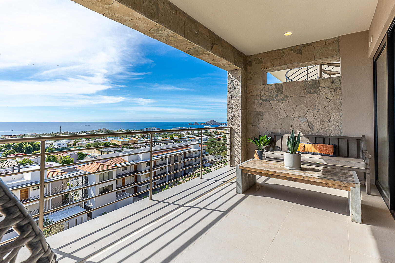 Turnkey Penthouse, Cabo Corridor, BS
