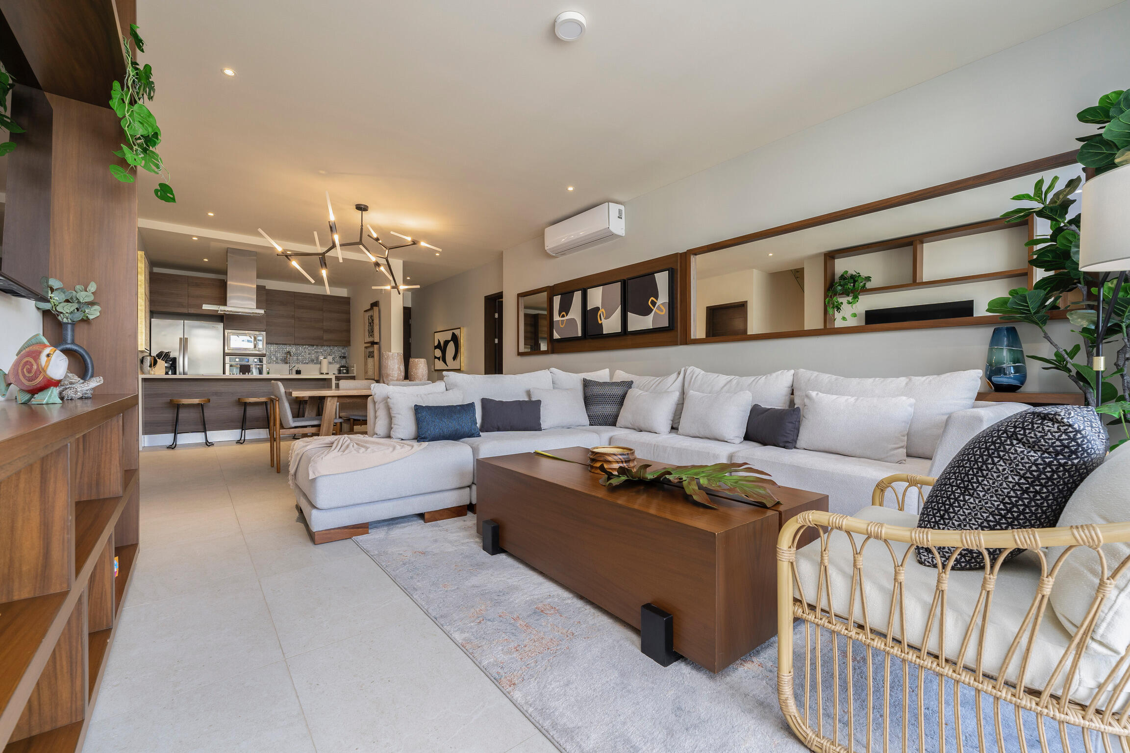 Los Cabos Alegranza Penthouse residence offering an elevated Cabo lifestyle with beautifully executed upgrades and a spectacular panoramic ocean for sale